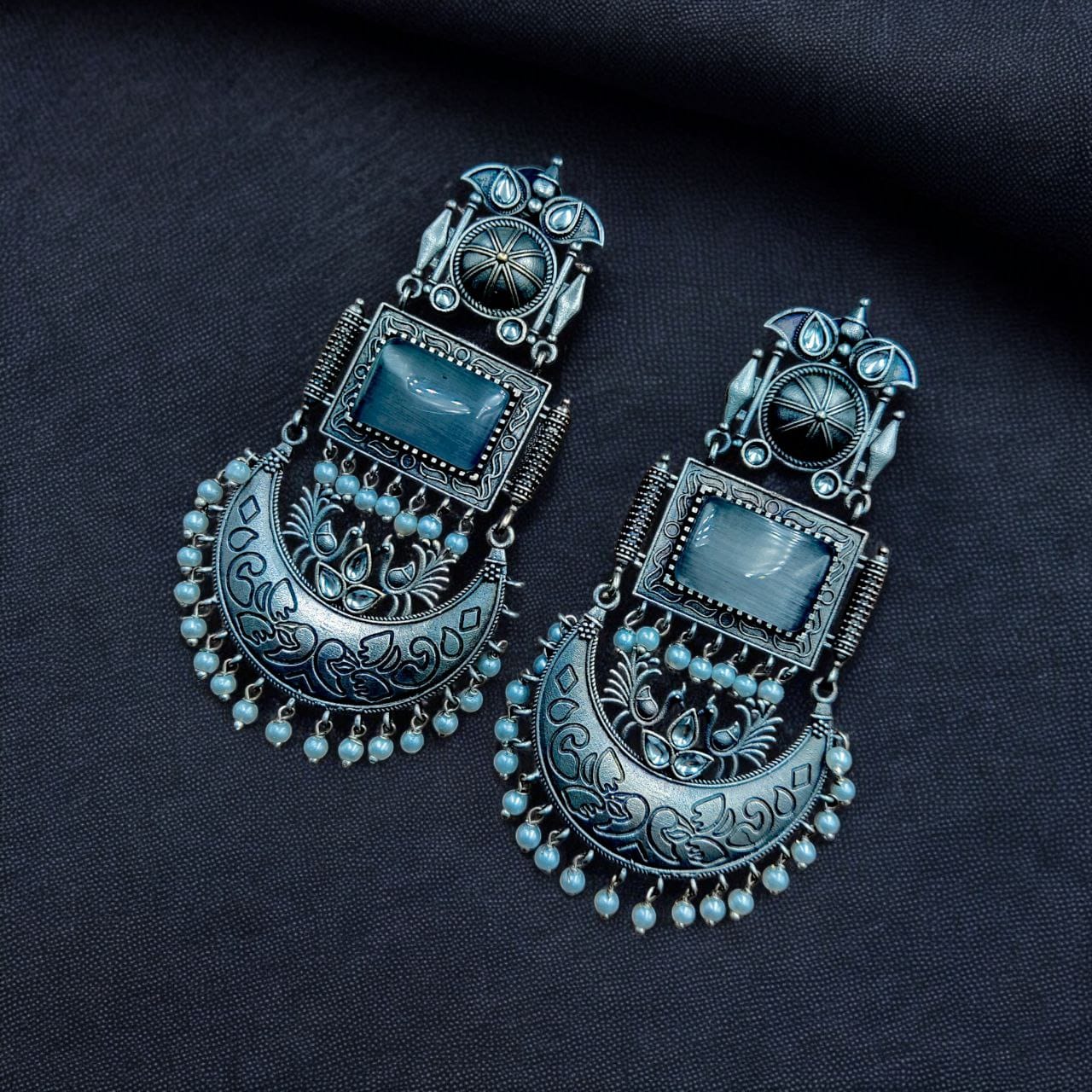 Vintage Look Oxidised Silver Monalisa Stone Earrings