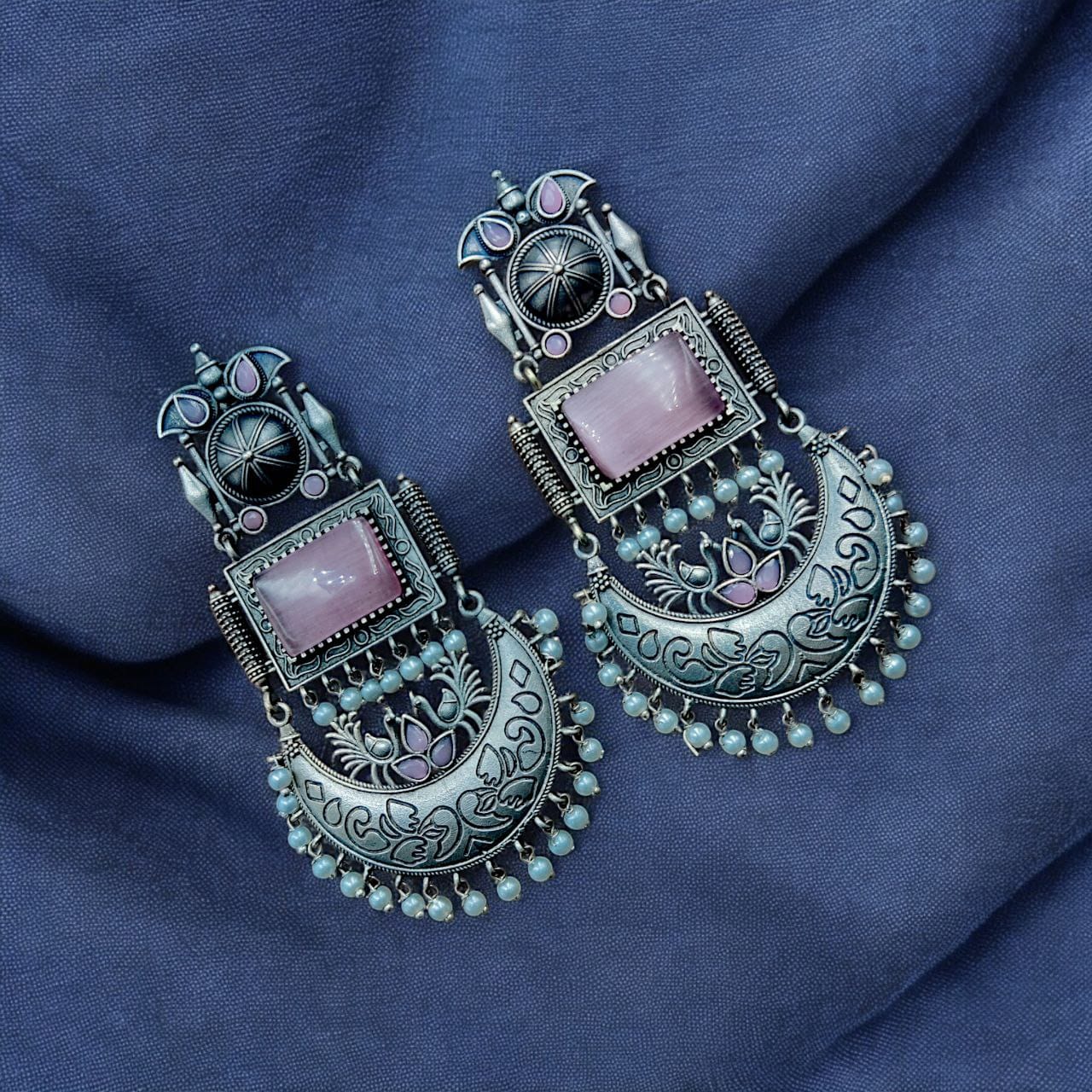 Vintage Look Oxidised Silver Monalisa Stone Earrings
